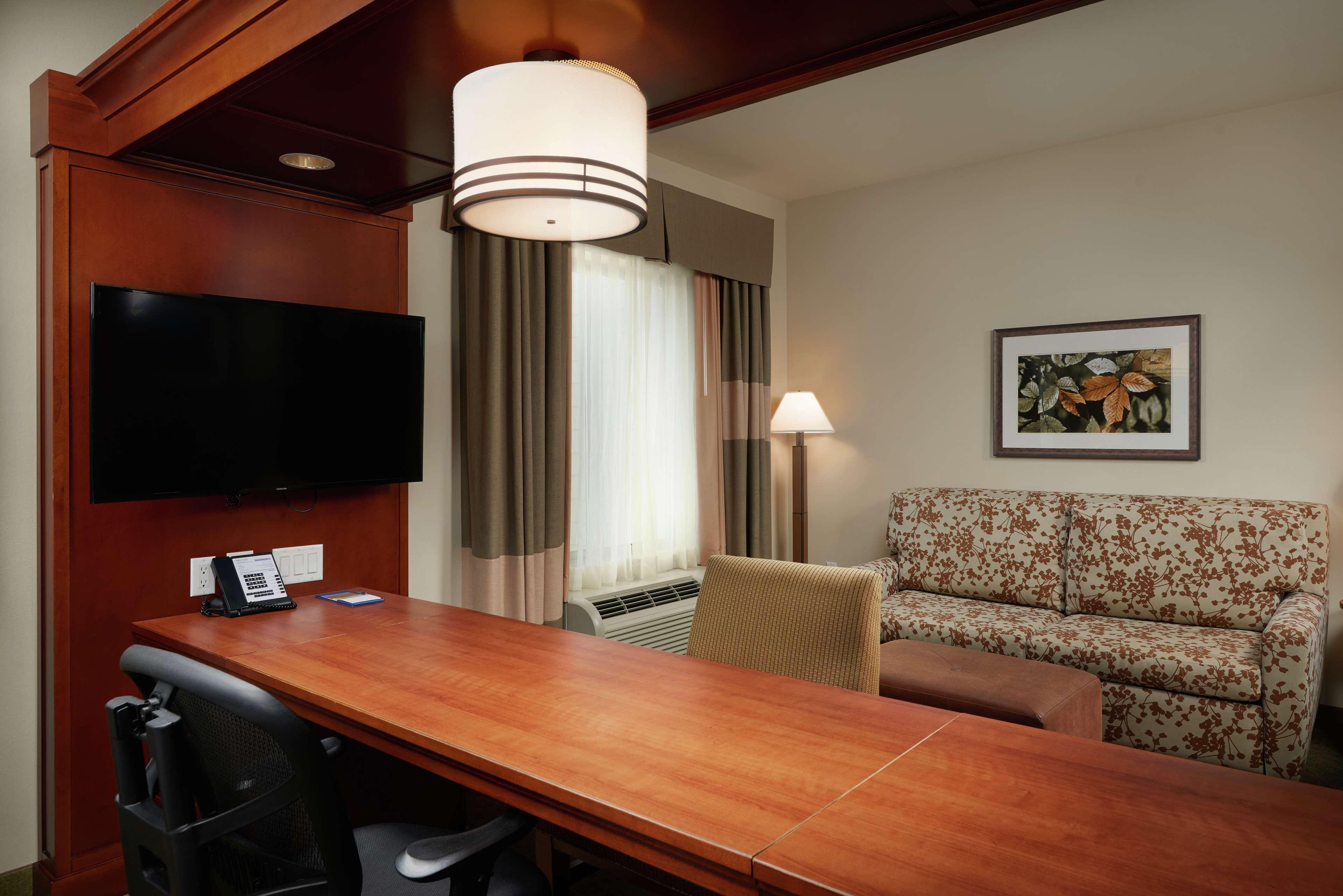 Hampton Inn And Suites Salem Eksteriør billede