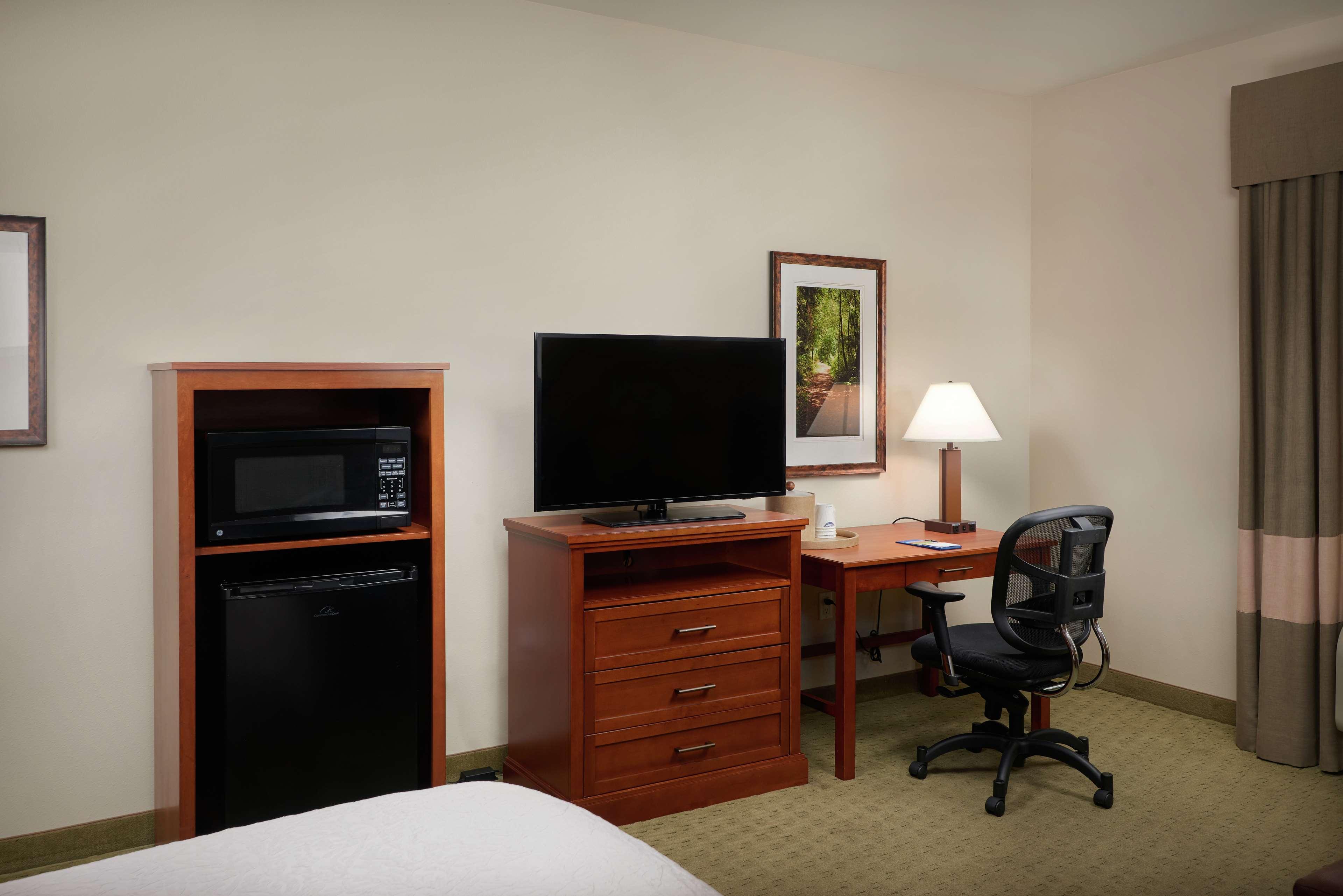 Hampton Inn And Suites Salem Eksteriør billede