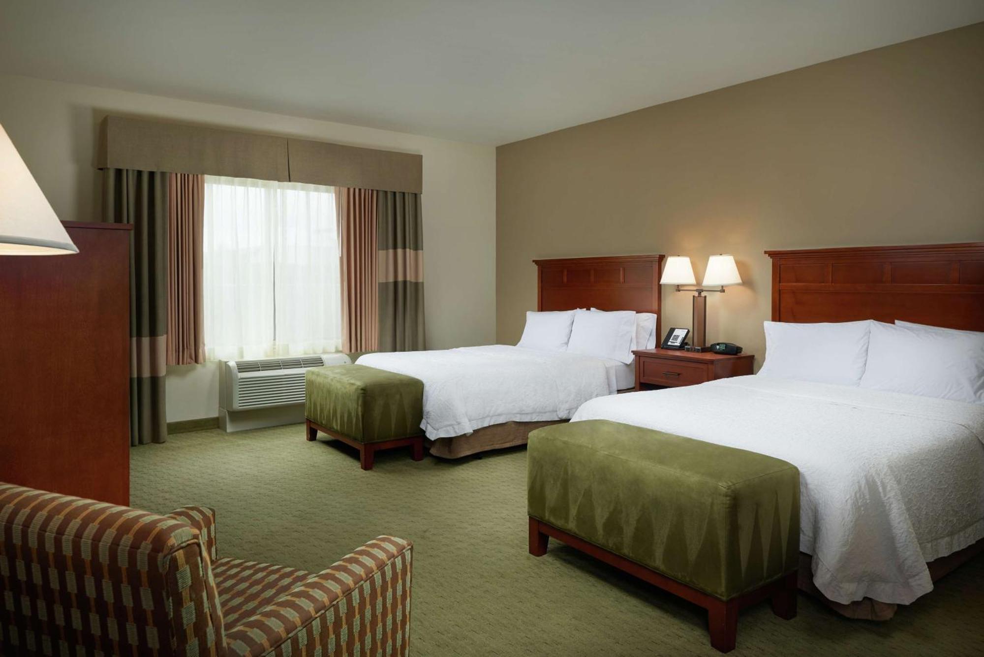 Hampton Inn And Suites Salem Eksteriør billede