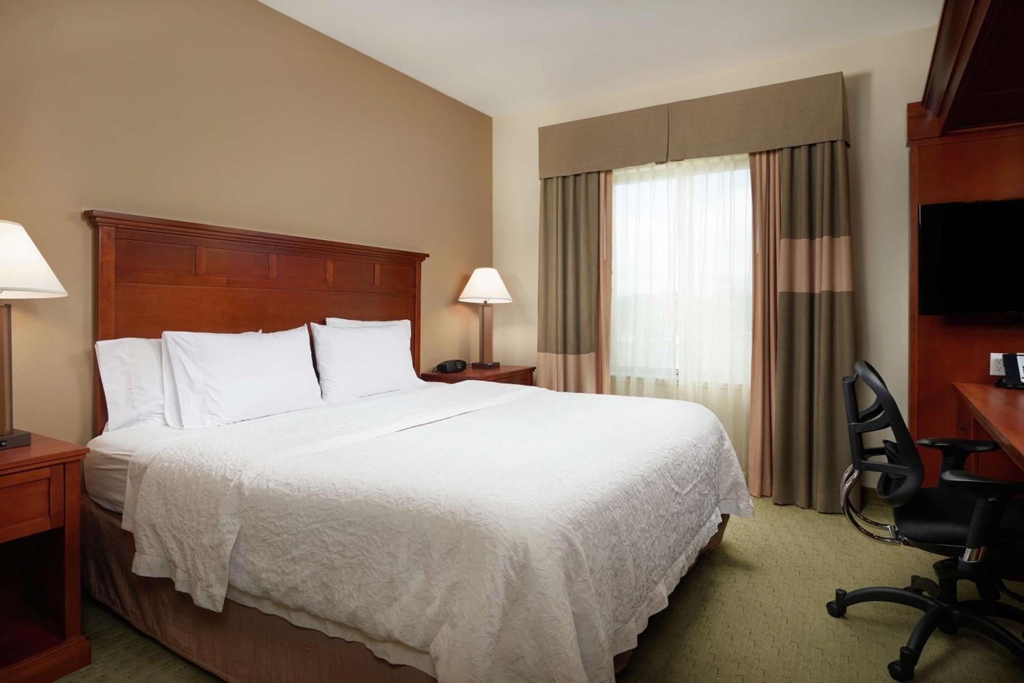 Hampton Inn And Suites Salem Eksteriør billede