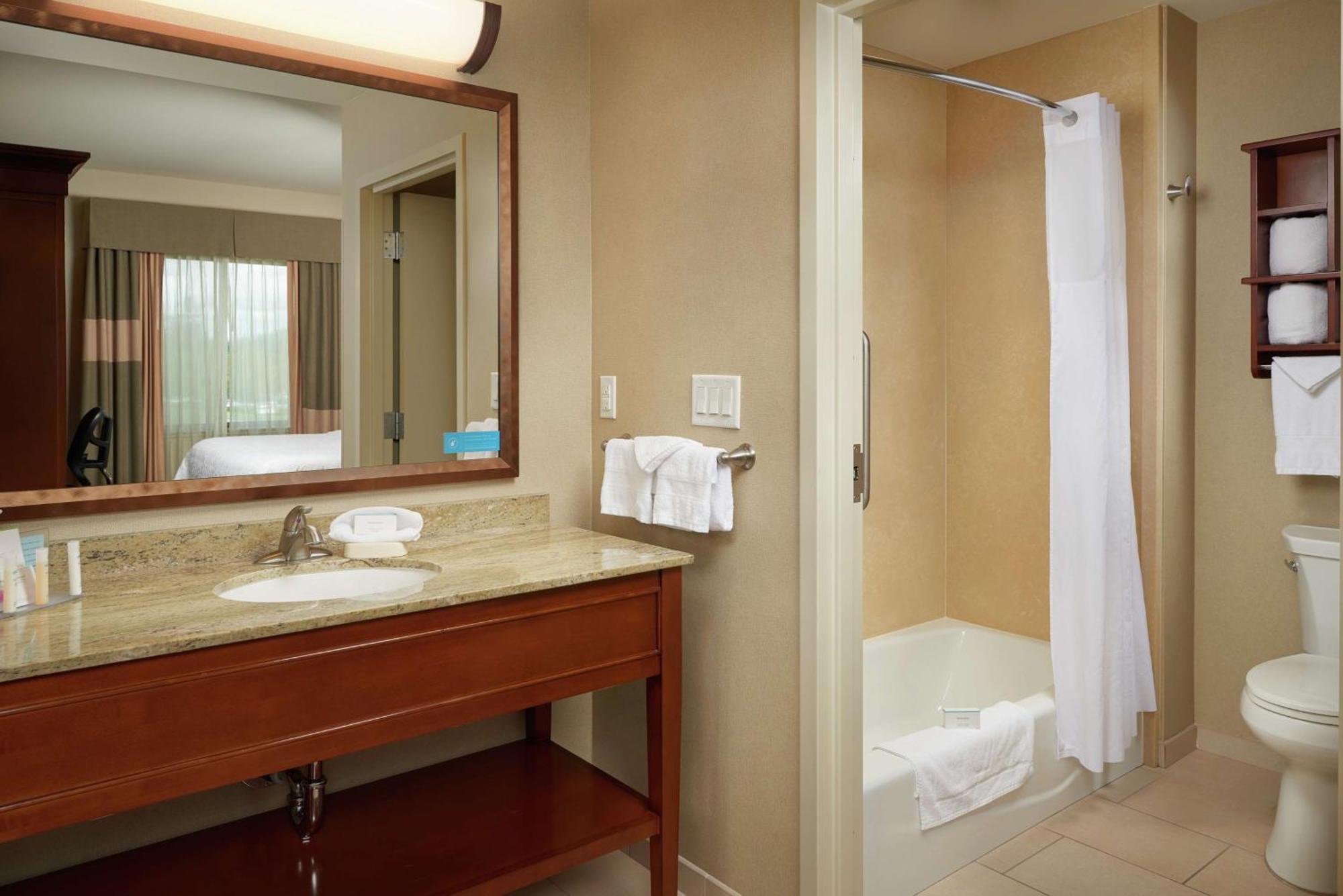 Hampton Inn And Suites Salem Eksteriør billede
